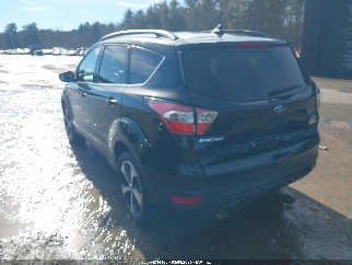 2018 Ford Escape, VIN 1FMCU9HD0JUA77003. Фото 3 з 6 з аукціону IAAI. Каталог авто зі США OpenDataCar.