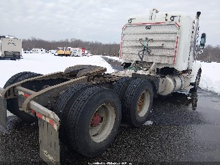 2013 Freightliner 122sd, VIN 1FUJGNDR9DDBX3662. Фото 4 з 6 з аукціону IAAI. Каталог авто зі США OpenDataCar.