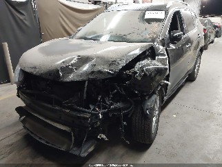 2019 Nissan Rogue, VIN KNMAT2MT3KP505388. Zdjęcie 2 z 6 z aukcji IAAI. Katalog aut z USA OpenDataCar.