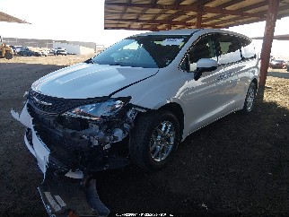 2023 Chrysler Voyager, VIN 2C4RC1CGXPR515696. Фото 2 з 6 з аукціону IAAI. Каталог авто зі США OpenDataCar.