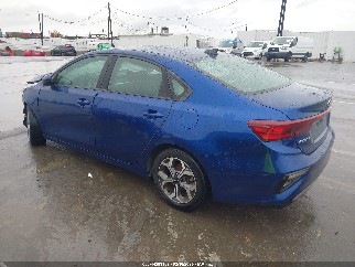 2020 Kia Forte, VIN 3KPF24AD5LE179709. Фото 3 з 6 з аукціону IAAI. Каталог авто зі США OpenDataCar.