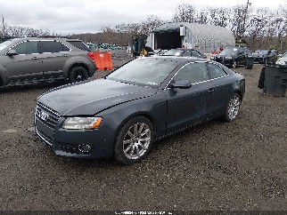 2011 Audi A5, VIN WAULFAFR4BA031186. Фото 2 з 6 з аукціону IAAI. Каталог авто зі США OpenDataCar.
