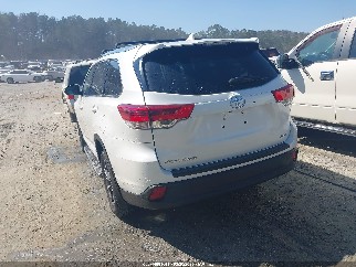 2019 Toyota Highlander, VIN 5TDKZRFH2KS570579. Фото 3 з 6 з аукціону IAAI. Каталог авто зі США OpenDataCar.