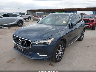 2021 Volvo XC60, VIN YV4102RL8M1727011. Фото 2 з 6 з аукціону IAAI. Каталог авто зі США OpenDataCar.