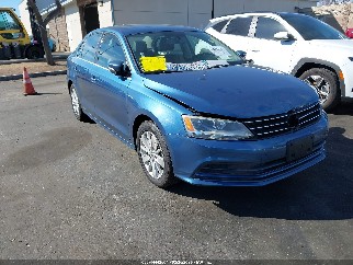 2015 Volkswagen Jetta, VIN 3VWD17AJ8FM231827. Фото 1 з 6 з аукціону IAAI. Каталог авто зі США OpenDataCar.