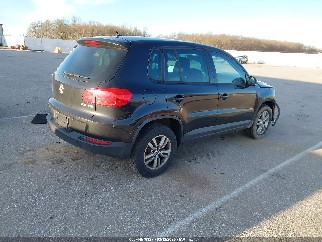 2012 Volkswagen Tiguan, VIN WVGAV7AX3CW542989. Zdjęcie 4 z 6 z aukcji IAAI. Katalog aut z USA OpenDataCar.