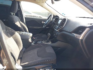 2015 Jeep Cherokee, VIN 1C4PJLCB6FW694371. Фото 5 з 6 з аукціону IAAI. Каталог авто зі США OpenDataCar.