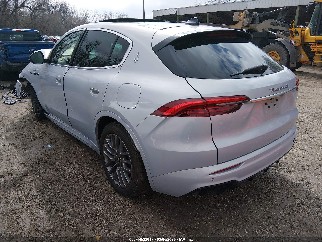 2023 Maserati Grecale, VIN ZN682AVA3P7429475. Фото 3 з 6 з аукціону IAAI. Каталог авто зі США OpenDataCar.