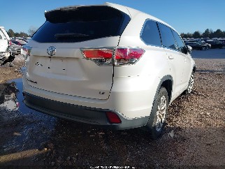 2015 Toyota Highlander, VIN 5TDZARFH6FS014271. Фото 4 з 6 з аукціону IAAI. Каталог авто зі США OpenDataCar.