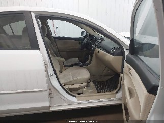 2006 Mazda 3, VIN JM1BK32G561482398. Фото 5 з 6 з аукціону IAAI. Каталог авто зі США OpenDataCar.