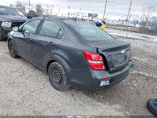 2017 Chevrolet Sonic, VIN 1G1JB5SH7H4151784. Фото 3 из 6 с аукциона IAAI. Каталог авто из США OpenDataCar.