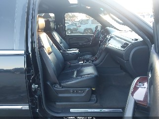 2009 Cadillac Escalade Hybrid, VIN 1GYFC43599R291634. Фото 5 з 6 з аукціону IAAI. Каталог авто зі США OpenDataCar.