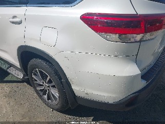 2019 Toyota Highlander, VIN 5TDKZRFH2KS570579. Фото 6 з 6 з аукціону IAAI. Каталог авто зі США OpenDataCar.