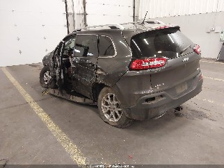2017 Jeep Cherokee, VIN 1C4PJMCS3HW658517. Фото 3 з 6 з аукціону IAAI. Каталог авто зі США OpenDataCar.