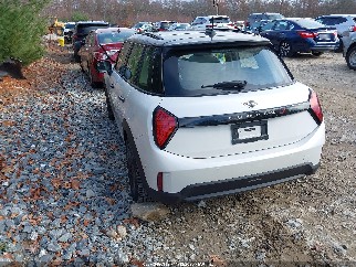 2025 Mini Hardtop, VIN WMW53GD05S2W70812. Фото 3 з 6 з аукціону IAAI. Каталог авто зі США OpenDataCar.