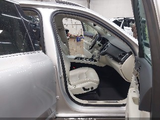 2019 Volvo XC90, VIN YV4A22PK0K1502602. Фото 5 з 6 з аукціону IAAI. Каталог авто зі США OpenDataCar.