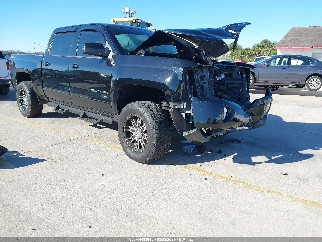 2018 Chevrolet Silverado 1500, VIN 3GCUKREC0JG389870. Zdjęcie 1 z 6 z aukcji IAAI. Katalog aut z USA OpenDataCar.
