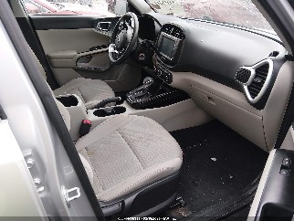2020 Kia Soul, VIN KNDJ23AU2L7024104. Фото 5 з 6 з аукціону IAAI. Каталог авто зі США OpenDataCar.