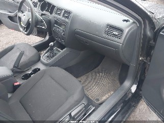 2015 Volkswagen Jetta, VIN 3VW2K7AJ9FM283987. Фото 5 з 6 з аукціону IAAI. Каталог авто зі США OpenDataCar.