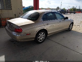 2000 Jaguar S-Type, VIN SAJDA01D1YGL67879. Фото 4 з 6 з аукціону IAAI. Каталог авто зі США OpenDataCar.