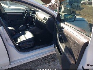 2015 Volkswagen Jetta, VIN 3VW3A7AJ6FM271089. Фото 5 з 6 з аукціону IAAI. Каталог авто зі США OpenDataCar.