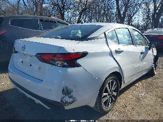 2024 Nissan Versa, VIN 3N1CN8DV2RL842411. Фото 4 з 6 з аукціону IAAI. Каталог авто зі США OpenDataCar.