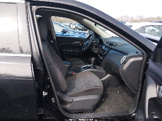 2015 Nissan Rogue, VIN KNMAT2MT3FP502903. Фото 5 з 6 з аукціону IAAI. Каталог авто зі США OpenDataCar.