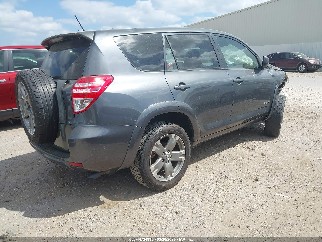 2011 Toyota RAV4, VIN JTMWF4DV8B5039964. Фото 4 з 6 з аукціону IAAI. Каталог авто зі США OpenDataCar.