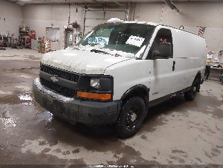 2006 Chevrolet Express 2500, VIN 1GCGG25V161189240. Фото 2 з 6 з аукціону IAAI. Каталог авто зі США OpenDataCar.