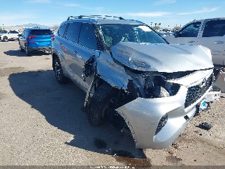 2020 Toyota Highlander Hybrid, VIN 5TDHBRCH5LS513572. Zdjęcie 1 z 6 z aukcji IAAI. Katalog aut z USA OpenDataCar.