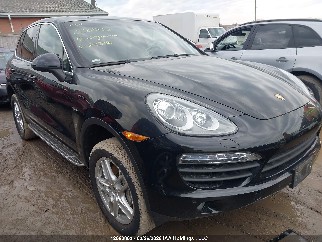 2012 Porsche Cayenne, VIN WP1AE2A22CLA93980. Фото 1 з 6 з аукціону IAAI. Каталог авто зі США OpenDataCar.