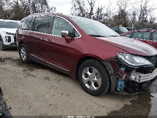 2018 Chrysler Pacifica, VIN 2C4RC1N73JR237647. Фото 1 з 6 з аукціону IAAI. Каталог авто зі США OpenDataCar.