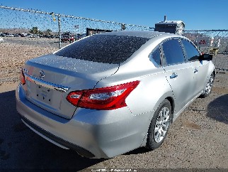 2017 Nissan Altima, VIN 1N4AL3AP4HC255386. Фото 4 з 6 з аукціону IAAI. Каталог авто зі США OpenDataCar.