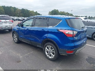 2017 Ford Escape, VIN 1FMCU0GD2HUB73061. Фото 3 з 6 з аукціону IAAI. Каталог авто зі США OpenDataCar.