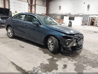 2020 Mercedes-benz A-Class, VIN W1K3G4FB1LW045836. Фото 1 из 6 с аукциона IAAI. Каталог авто из США OpenDataCar.