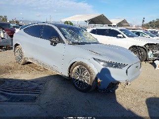 2025 Ford Mustang Mach-E, VIN 3FMTK3R72SMA36745. Zdjęcie 1 z 6 z aukcji IAAI. Katalog aut z USA OpenDataCar.