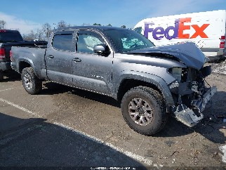 2017 Toyota Tacoma, VIN 5TFDZ5BN4HX025189. Photo 1 of 6 from IAAI auction. OpenDataCar US salvage catalog.