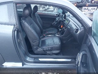 2012 Volkswagen Beetle, VIN 3VWJP7AT8CM660464. Фото 5 з 6 з аукціону IAAI. Каталог авто зі США OpenDataCar.