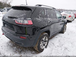 2019 Jeep Cherokee, VIN 1C4PJMBX7KD427183. Фото 4 из 6 с аукциона IAAI. Каталог авто из США OpenDataCar.