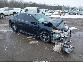 2020 Toyota Camry, VIN 4T1G11AK0LU500640. Фото 1 з 6 з аукціону IAAI. Каталог авто зі США OpenDataCar.