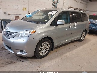 2016 Toyota Sienna, VIN 5TDYK3DC3GS732780. Photo 2 of 6 from IAAI auction. OpenDataCar US salvage catalog.
