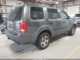 2011 Honda Pilot, VIN 5FNYF4H2XBB100352. Zdjęcie 4 z 6 z aukcji IAAI. Katalog aut z USA OpenDataCar.