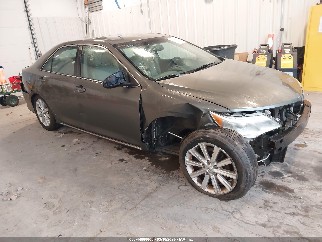 2014 Toyota Camry, VIN 4T1BK1FK9EU549287. Фото 1 з 6 з аукціону IAAI. Каталог авто зі США OpenDataCar.