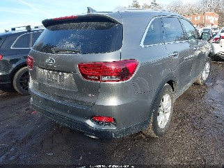 2019 Kia Sorento, VIN 5XYPGDA32KG540859. Фото 4 з 6 з аукціону IAAI. Каталог авто зі США OpenDataCar.