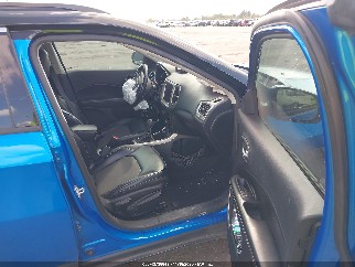 2018 Jeep Compass, VIN 3C4NJCBB9JT105868. Фото 5 з 6 з аукціону IAAI. Каталог авто зі США OpenDataCar.