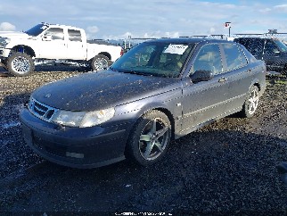 2000 Saab 9-5, VIN YS3EH45G7Y3042194. Фото 2 з 6 з аукціону IAAI. Каталог авто зі США OpenDataCar.