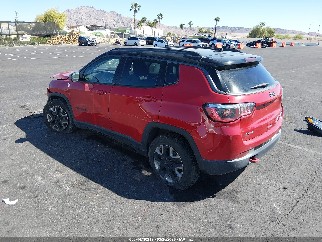 2018 Jeep Compass, VIN 3C4NJDDB7JT129895. Фото 3 з 6 з аукціону IAAI. Каталог авто зі США OpenDataCar.