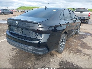 2025 Volkswagen Jetta, VIN 3VW5X7BU6SM088057. Фото 4 з 6 з аукціону IAAI. Каталог авто зі США OpenDataCar.