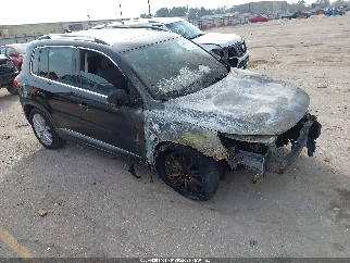 2015 Volkswagen Tiguan, VIN WVGBV7AX7FW518820. Фото 1 з 6 з аукціону IAAI. Каталог авто зі США OpenDataCar.