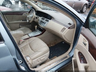 2010 Toyota Avalon, VIN 4T1BK3DB9AU365332. Фото 5 з 6 з аукціону IAAI. Каталог авто зі США OpenDataCar.
